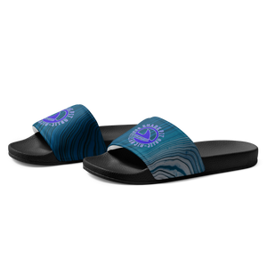 Men’s Shark Pit logo slides